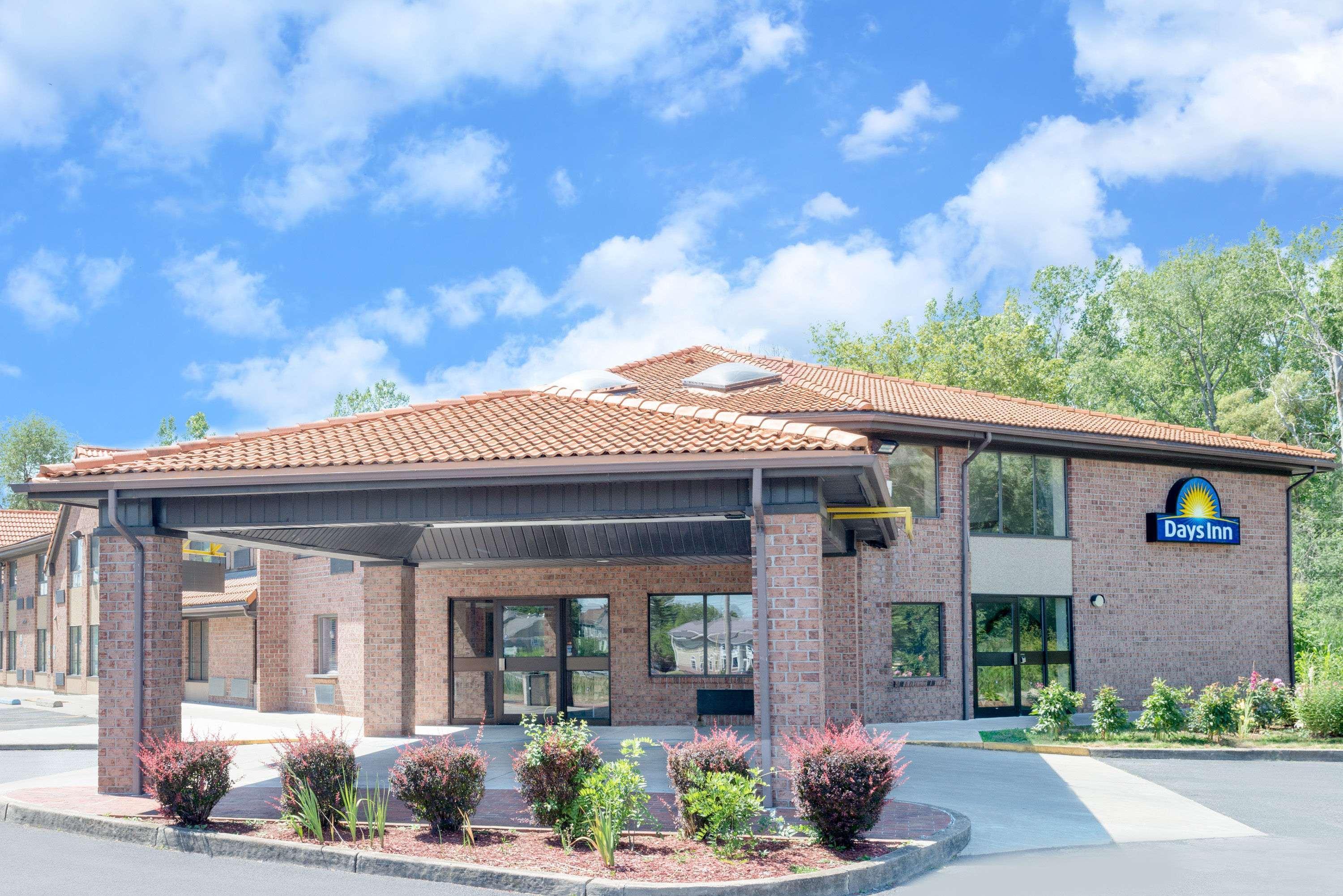 Days Inn By Wyndham Geneva/Finger Lakes Exterior foto