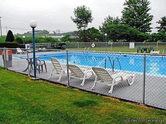 Days Inn By Wyndham Geneva/Finger Lakes Facilidades foto